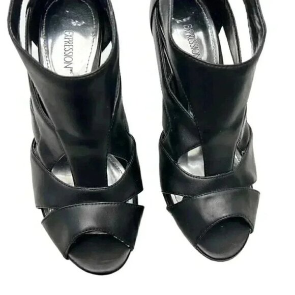 Expression Chunky Platform Caged High Heel Y2K Shoes Black Faux Leather Size 7 - Picture 13 of 16